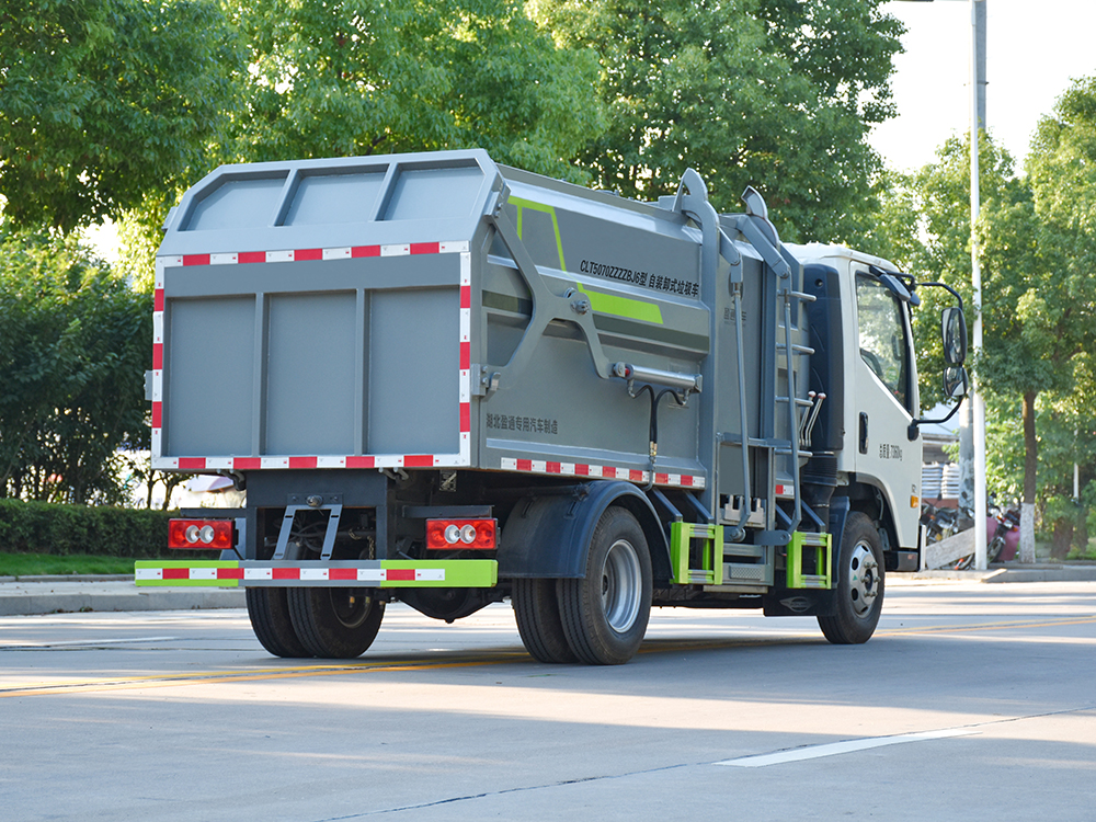 CLT5070ZZZZBJ6型自装卸式垃圾车